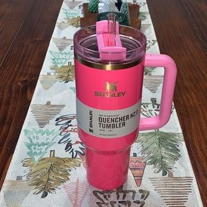 Stanley Pink Parade 💖